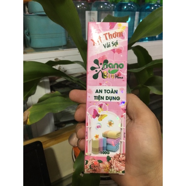 Xịt thơm vải sợi