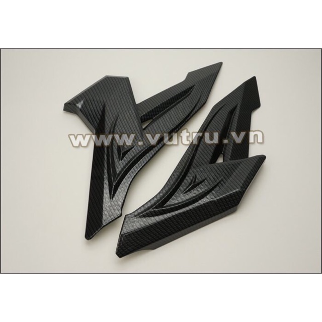 Ốp hông exciter 150 cacbon