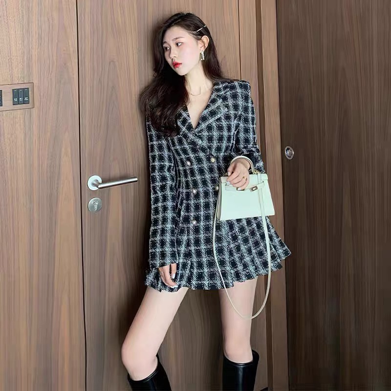Đầm dạ tweed cổ vest dáng xòe xếp ly WANAWEAR chất tweet cực dày dặn kẻ đen trắng hot trend sang và xinh