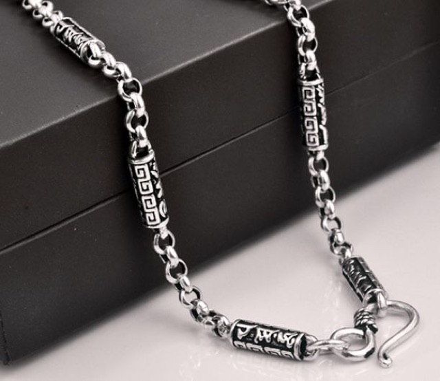 DÂY CHUYỀN KHẮC OM MANI PADME HUM TÂY TẠNG