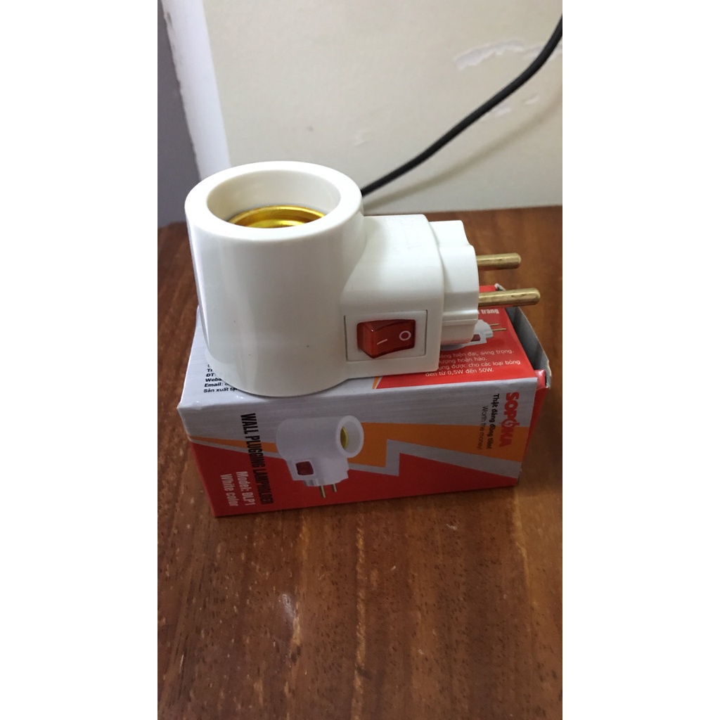 Đui đèn liền phích có công tắc SOPOKA chống cháy chống va đập ĐLP123