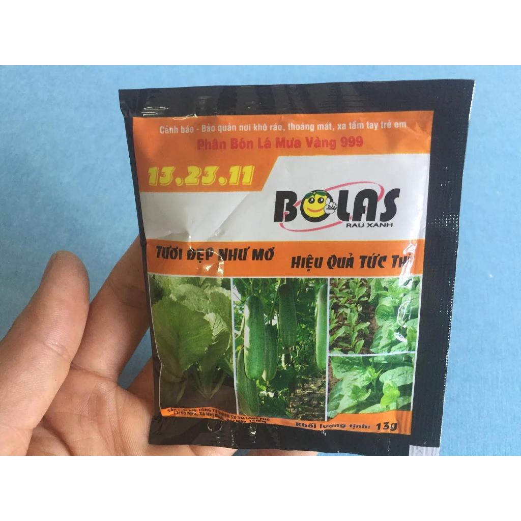 Phân bón lá mưa vàng 999