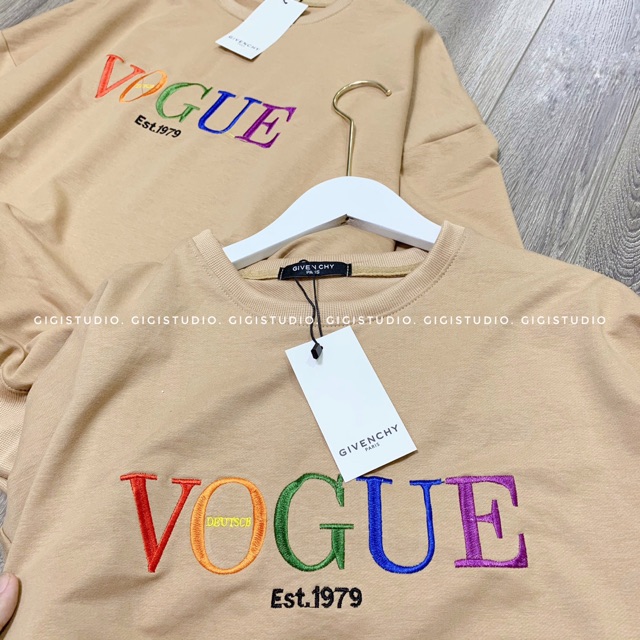 [Ảnh thật] Áo nỉ Vogue (trắng, be) - họa tiết thêu | BigBuy360 - bigbuy360.vn