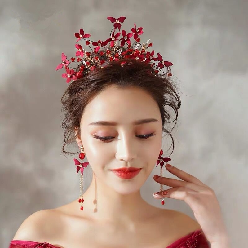 Vương miện cô dâu hoa đỏ kèm bông tai siêu xinh giá chỉ 130k