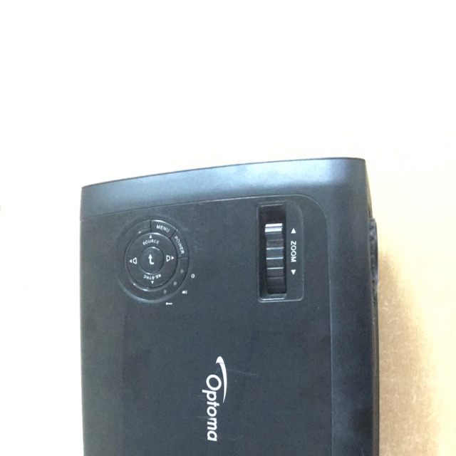 máy chiếu optoma es526