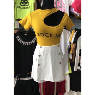 ÁO CROPTOP KHOÉT VAI