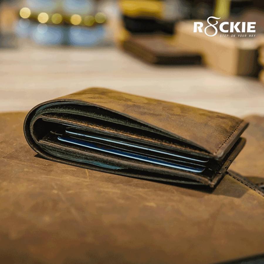 Ví da nam Beckman Mini dáng ngang cao cấp - Da sáp Crazy Horse nhập khâủ - may thủ công tỉ mỉ -Nâu sáp VDVT02NS - R8ckie