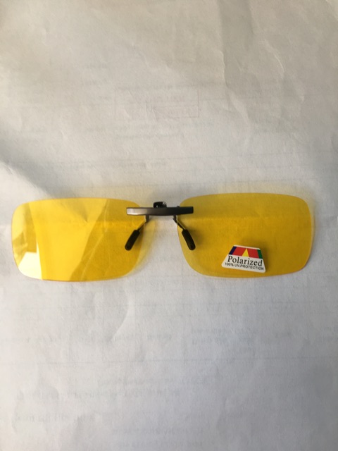 Kẹp kính râm thời trang + hộp bảo vệ (có video) | BigBuy360 - bigbuy360.vn