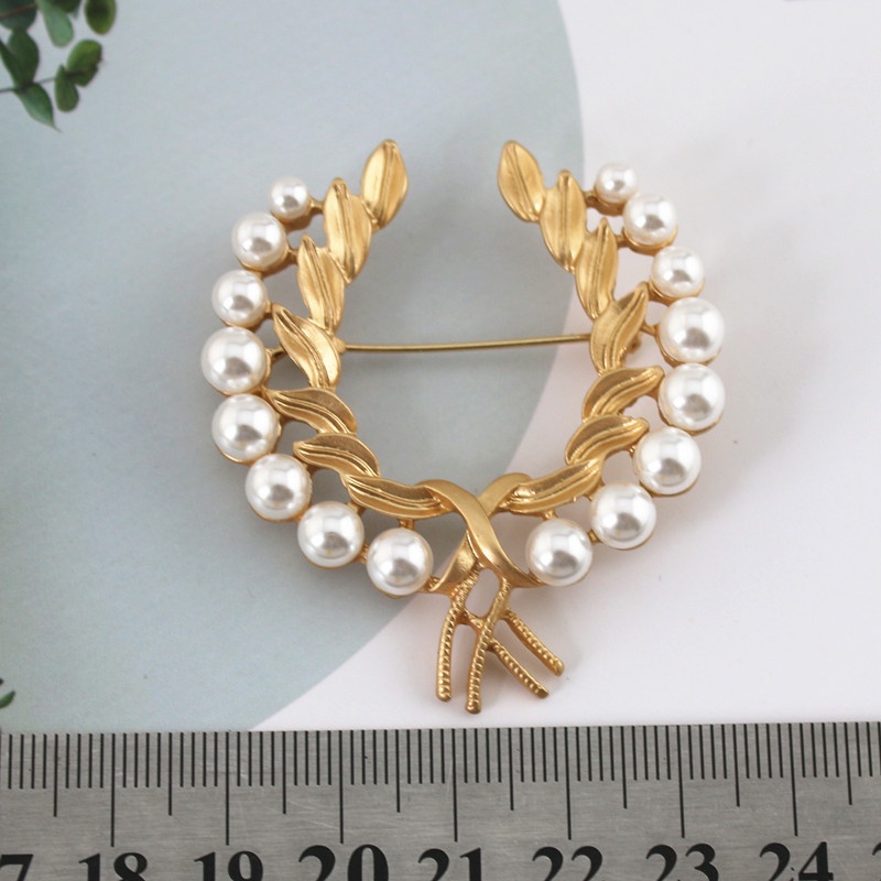 Cài áo cao cấp đính đá Alicia ghim balo, túi xách, charm áo cao cấp - CA04