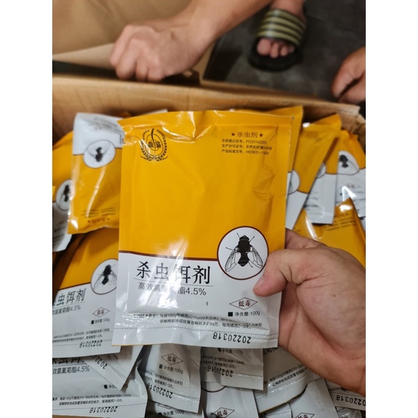 Thuốc diệt ruồi