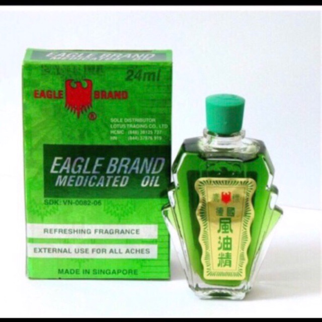 Dầu Gió Nước Xanh 2 Nắp SingaPore Eagle Brand 24ml