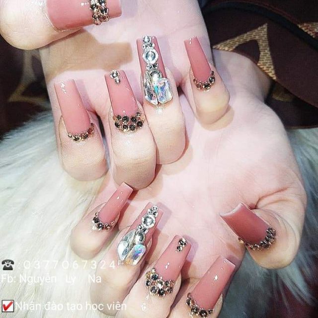 Móng tay ( nail ) thiết kế