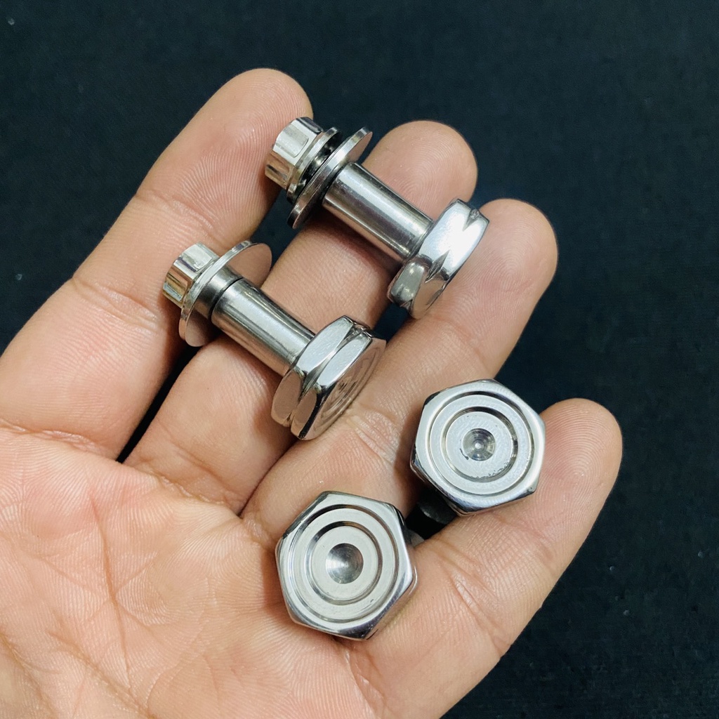 Bộ 04 ốc khâu INOX đuôi đèn sau cốp kèm 04 lông đền INOX và 04 tán INOX gắn xe DREAM, SUPER DREAM, DREAM thái