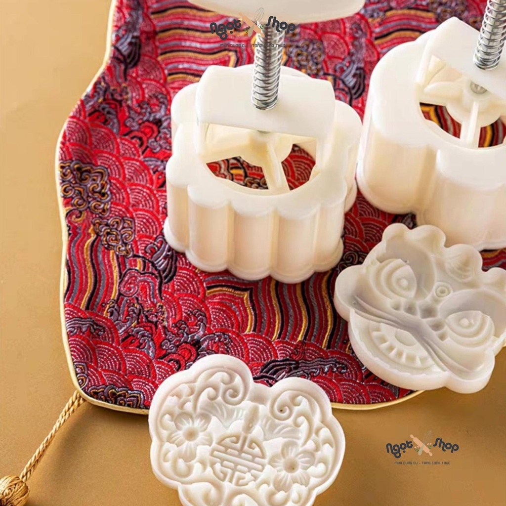 Khuôn bánh trung thu lò xo đầu lân 1 mặt 75g 150gr