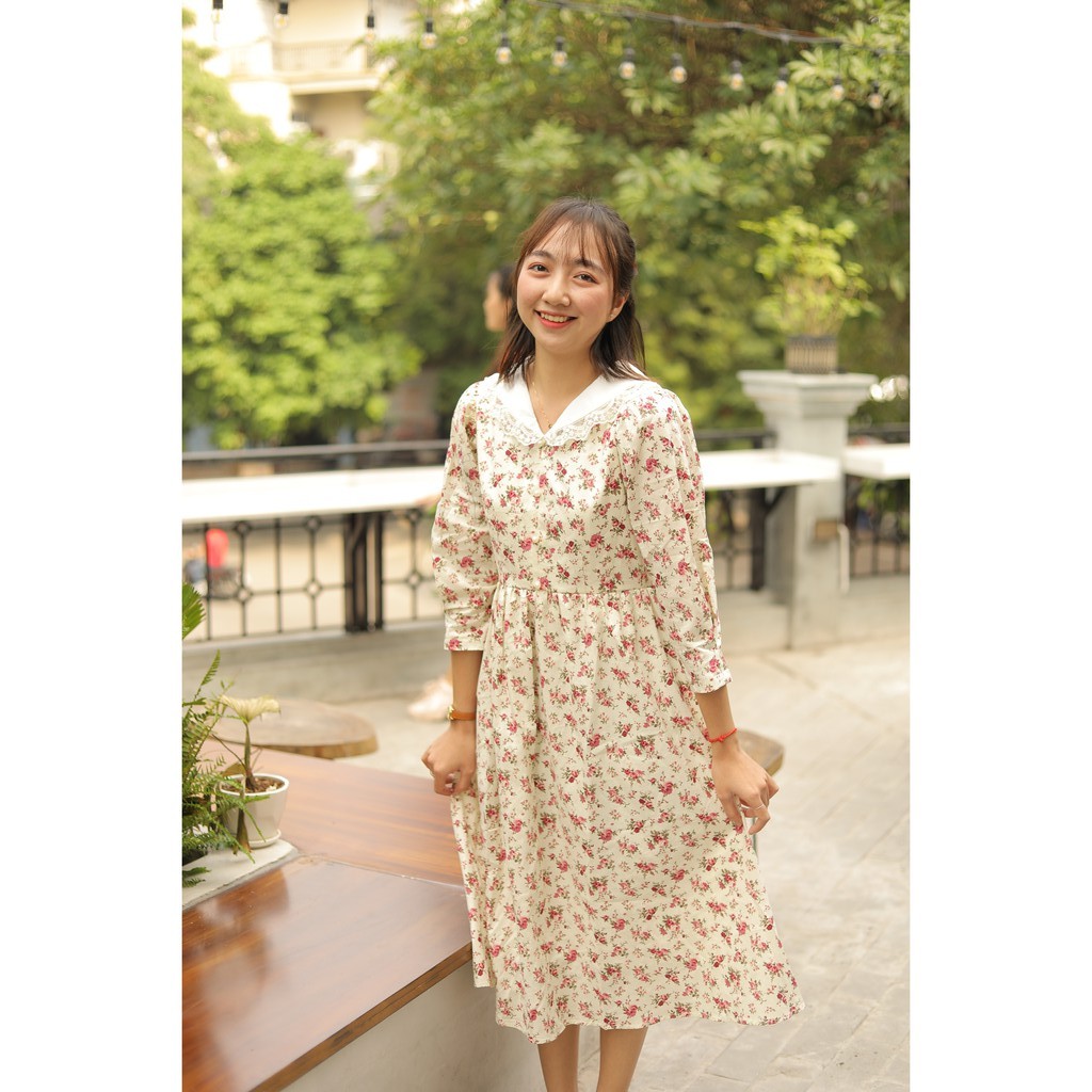 Váy hoa tiểu thư cổ ren