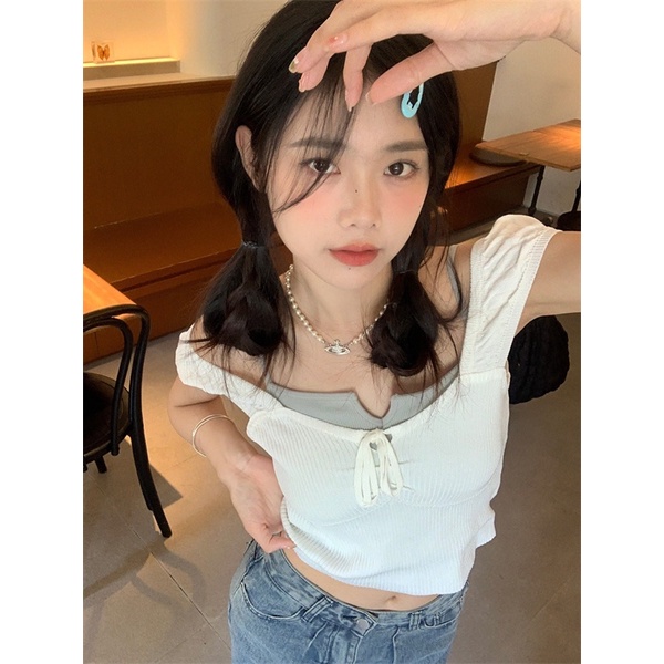 Áo croptop nhún ngực cộc tay phồng chất thun len gân co giãn màu trắng