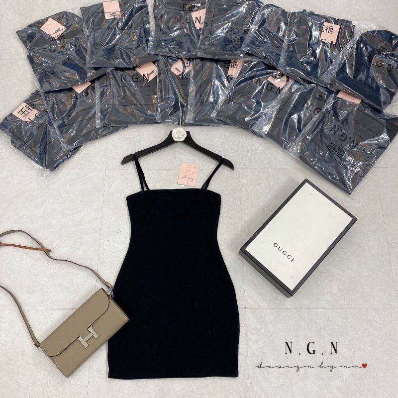 Váy 2 dây trơn ôm body ngắn