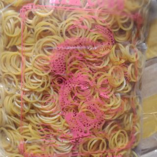 Túi  5 lạng dây chun vòng nịt loại nhỏ màu vàng