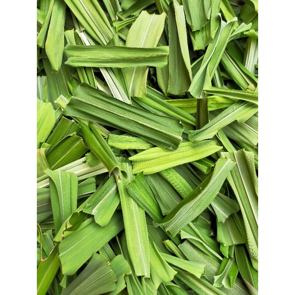 Lá dứa thơm , ... 100g