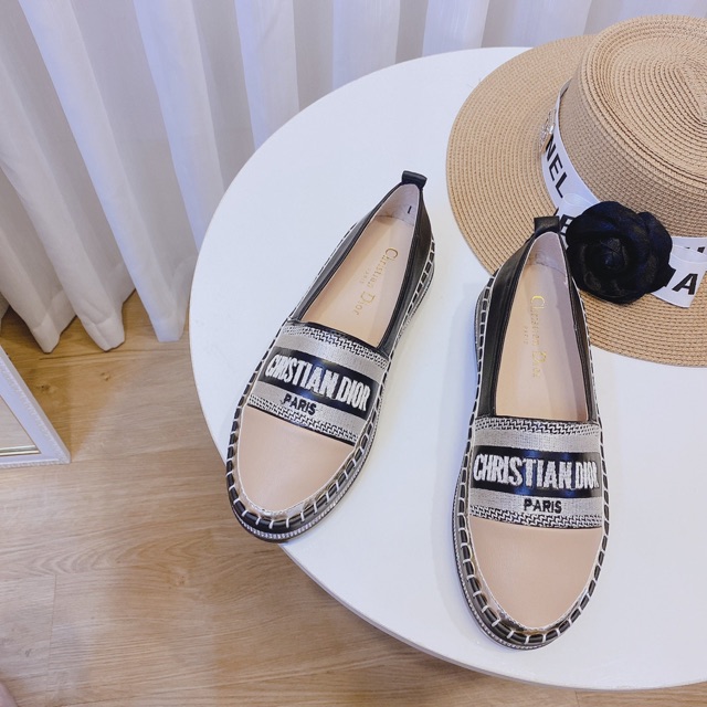 GIÀY TOM VIỀN ĐÁ ĐẾ CAO 4cm