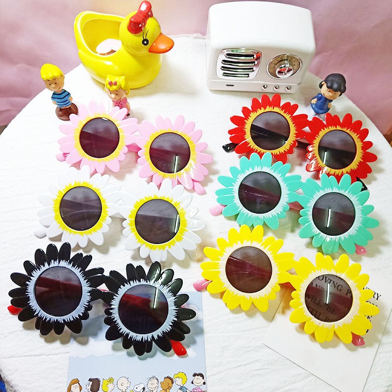 Kính Mát Hình Hoa Hướng Dương Vui Nhộn Cho Bé
