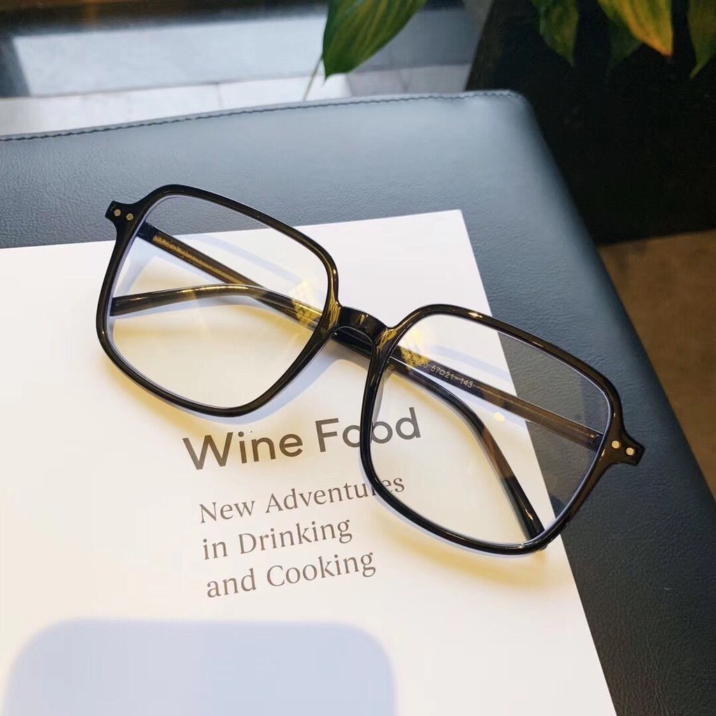 Kính Thời Trang Nữ Chụp Hình Sống Ảo Siêu Đẹp Ngầu Chất KTT1 | BigBuy360 - bigbuy360.vn