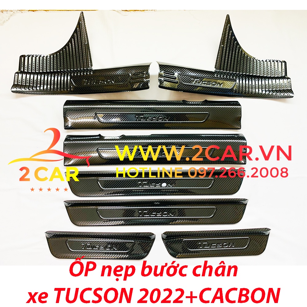 Ốp Bậc cửa, Nẹp bước chân CARBON xe Hyundai Tucson 2022- 2023, Vân cacbon chữ dập nổi cao cấp