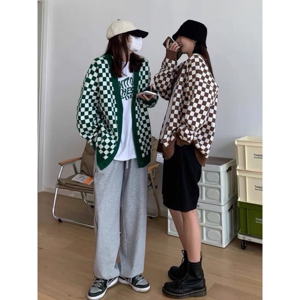 ÁO KHOÁC HOẠ TIẾT BÀN CỜ