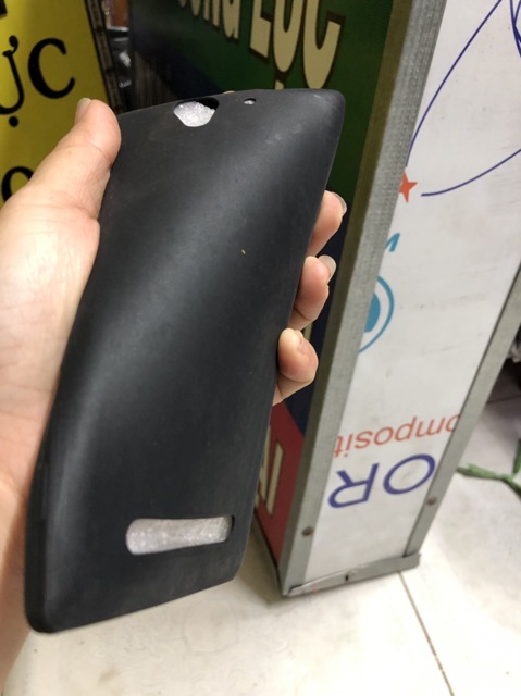 Ốp Sony C3 dẻo đen trơn