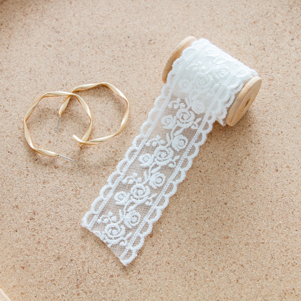 Dây ruy băng ren trắng thêu họa tiết dùng trang trí phông nền chụp ảnh đa năng xinh xắn