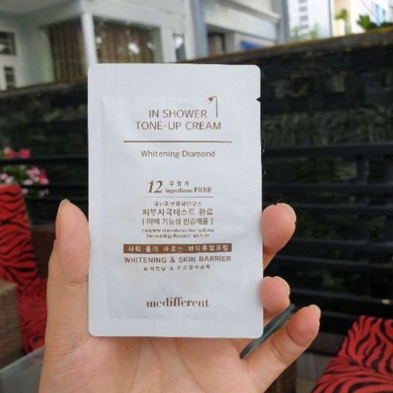 Sample 8ml Sữa Tắm Truyền Trắng Medifferent In Shower Tone up Cream