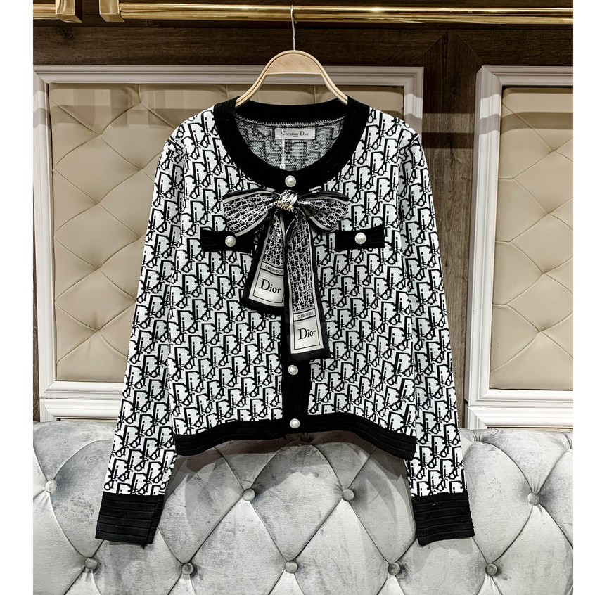 Áo khoác Cardigan họa tiết kèm nơ Quảng Châu cao cấp, Cardigan len dày dặn nút ngọc thương hiệu thời trang D&amp;R L032