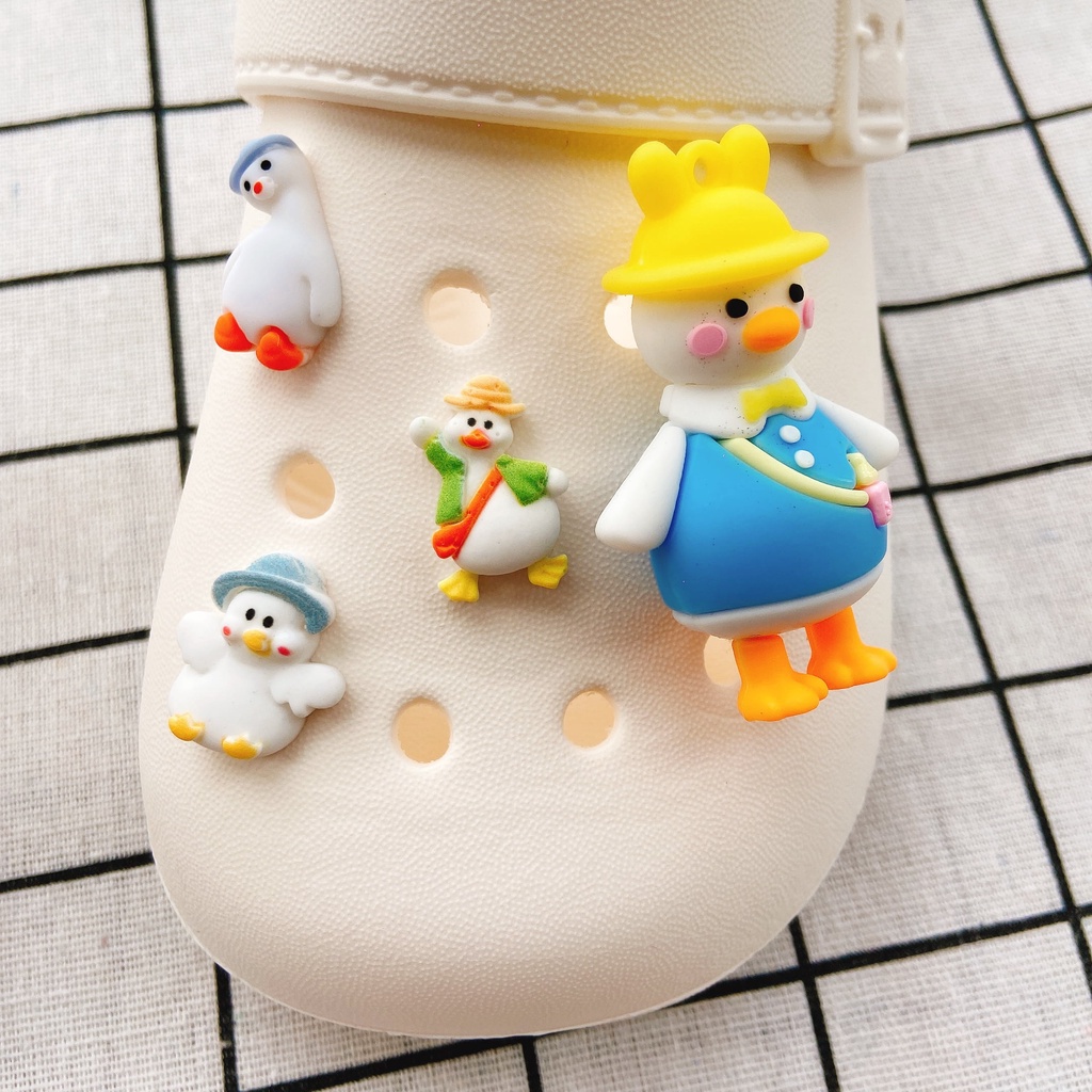 Set 8 Phụ Kiện Trang Trí Giày Crocs Hình Chú Vịt Vàng Đáng Yêu#Loạt Phim Hoạt Hình