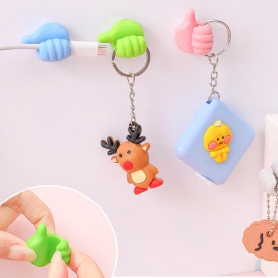 Móc kẹp hình bàn tay dơ ngón cái treo dây cáp/đồ dùng/chìa khóa đa năng
