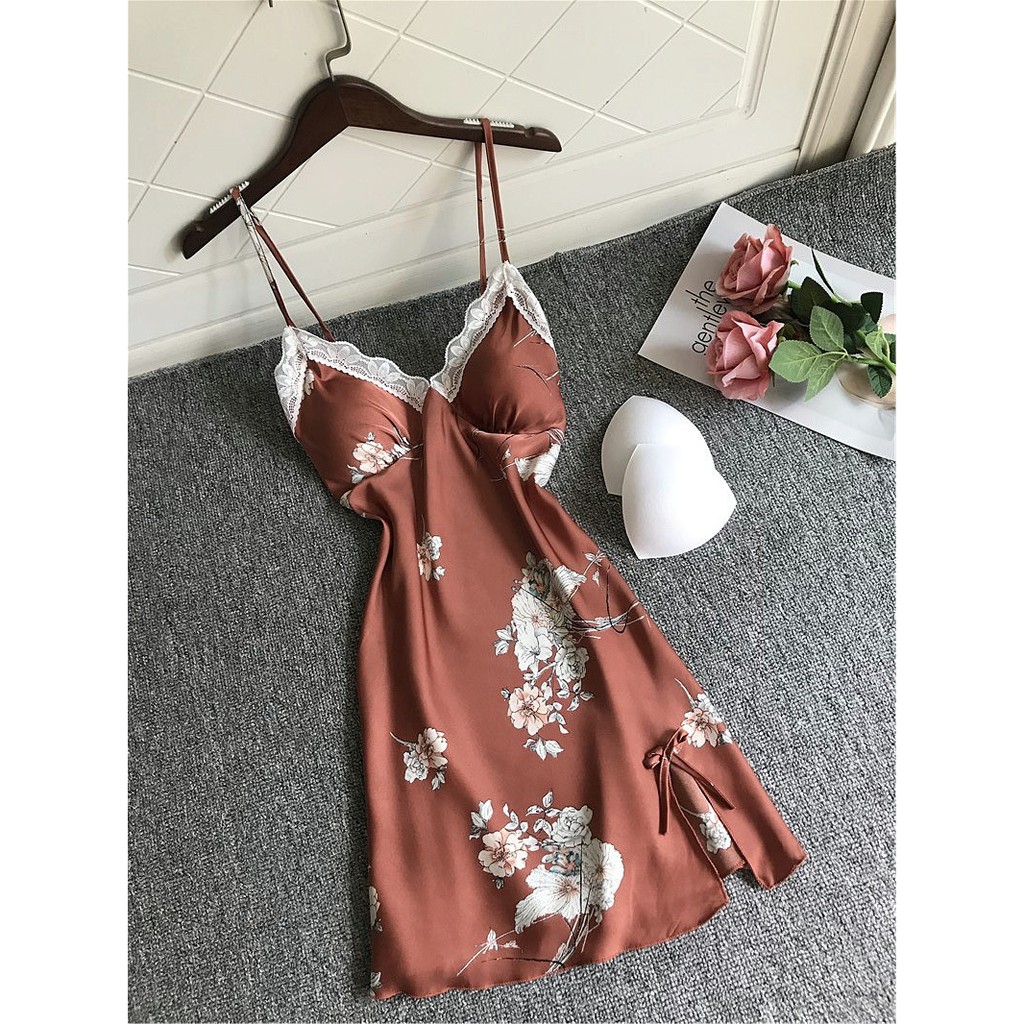 Váy mặc ở nhà họa tiết ren+cánh hoa | BigBuy360 - bigbuy360.vn
