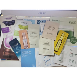 Mẫu thử các sản phẩm dưỡng da - tặng ngẫu nhiên