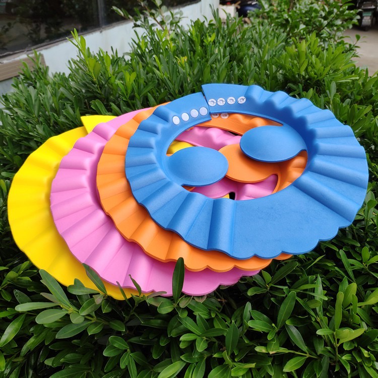 Mũ tắm bảo vệ tai cho bé