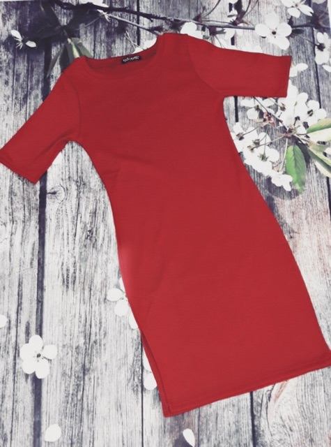 Đầm thun gân body xẻ tà