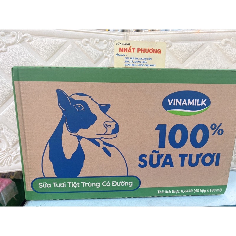 THÙNG 48 HỘP SỮA TƯƠI TIỆT TRÙNG VINAMILK 100% (MẪU MỚI) 180ML