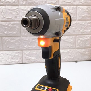 [TẶNG KÈM 6 BỘ ĐẦU KHẤU.]Máy Siết bulong, bắt vit Dewalt  88V Không Chổi Than, Pin 10Cell.