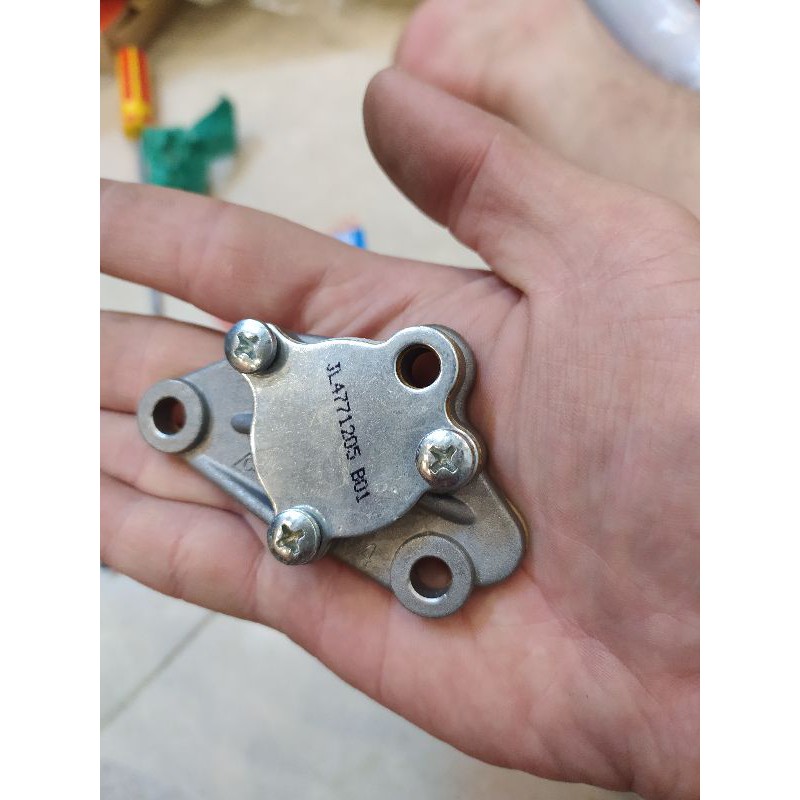 Bơm nhớt  liền Jialing JH70 dùng dream wave