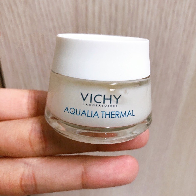 Gel dưỡng ẩm kích hoạt và giữ nước cho da thường và da khô Vichy Aqualia Thermal Rehydrating Light Cream 15ml