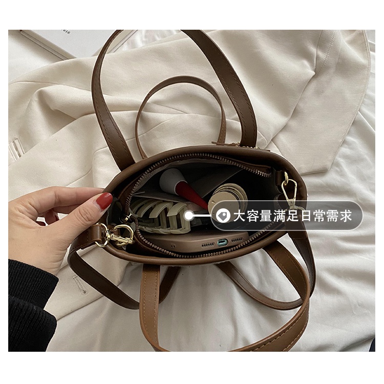 Túi Đeo Chéo Họa Tiết Sọc Caro Chất Lượng Cao Mới