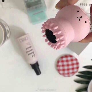 Bạch tuộc rửa mặt hàn quốc