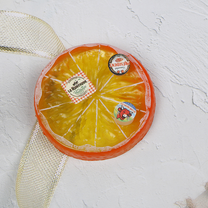 Set 3 phô mai mini tỉ lệ 1 / 12 dùng trang trí nhà búp bê