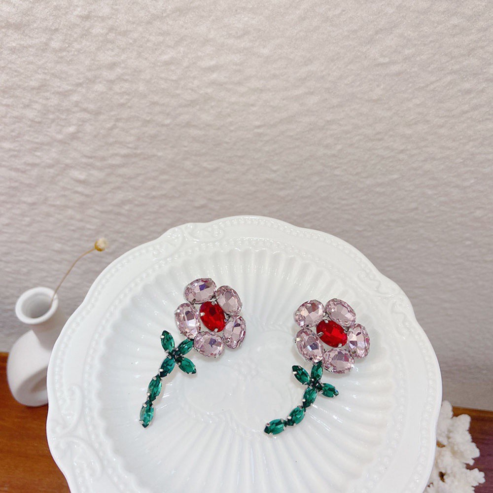 Bông tai xỏ lỗ hình hoa nhiều màu dễ thương cổ điển cho nữ