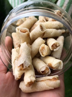 Snack chả giò tôm mini hũ 500gr