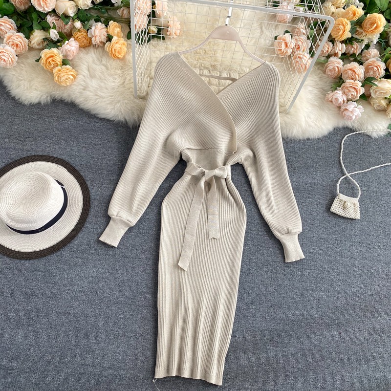 Đầm len cánh dơi cổ V váy len dệt sợi kim tuyến sang chảnh