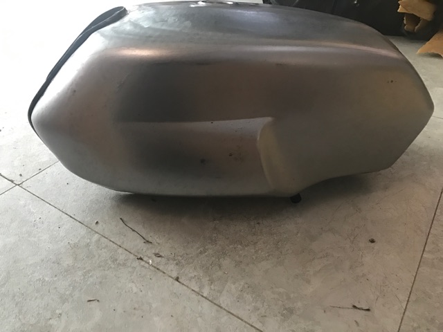 Bình xăng gò đại