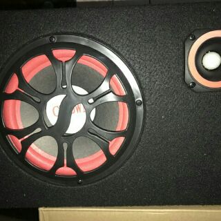 Loa Crown Vuông 8 tích hợp Bluetooth.